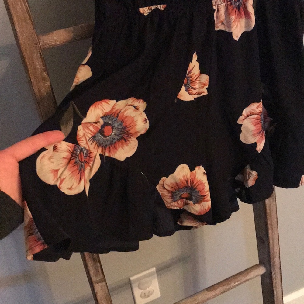 Floral romper - Picture 2 of 5